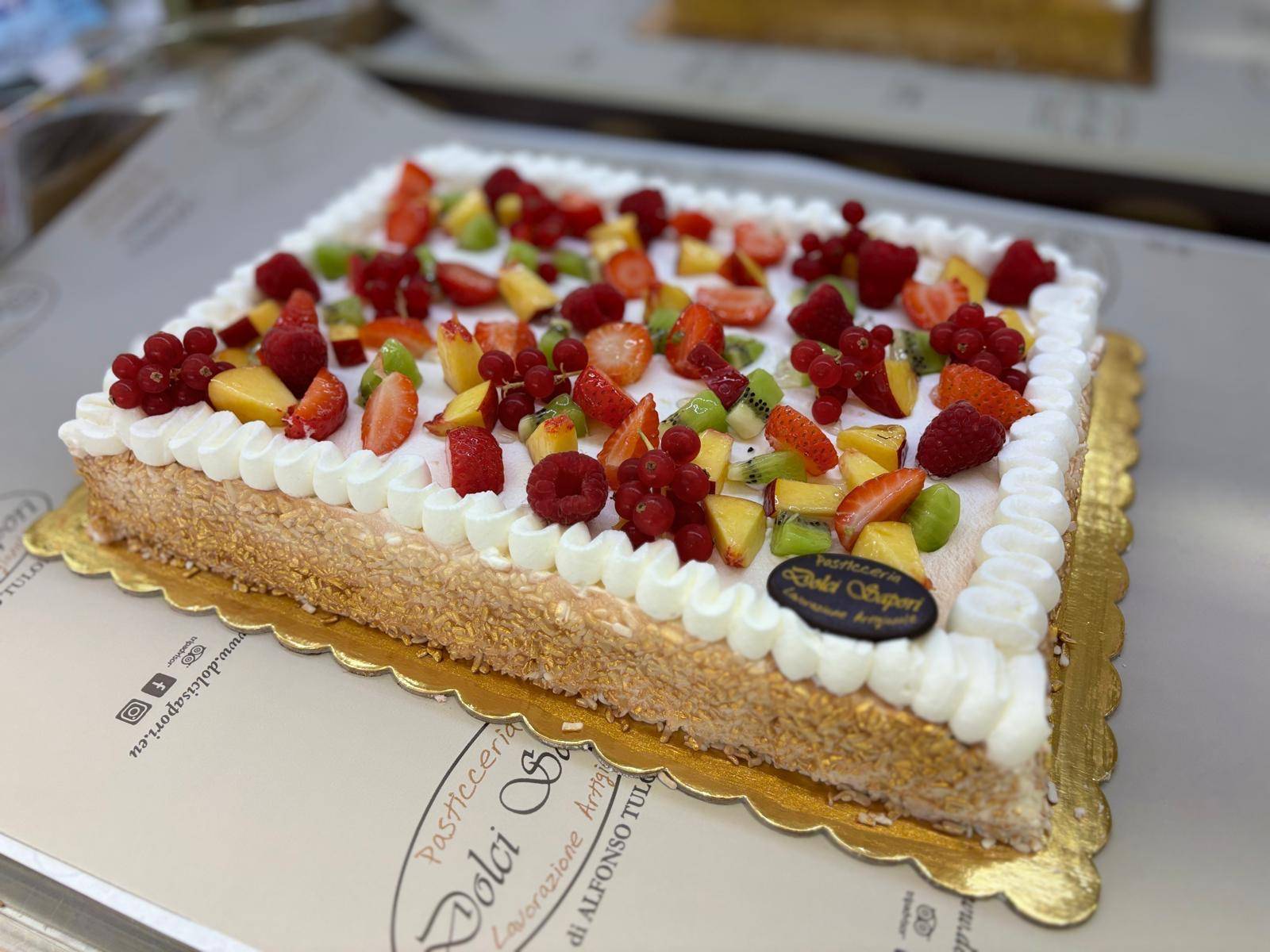 Frutta di Martorana colorata a mano